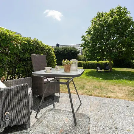 Διαμέρισμα Cozy Texel Retreat With Garden